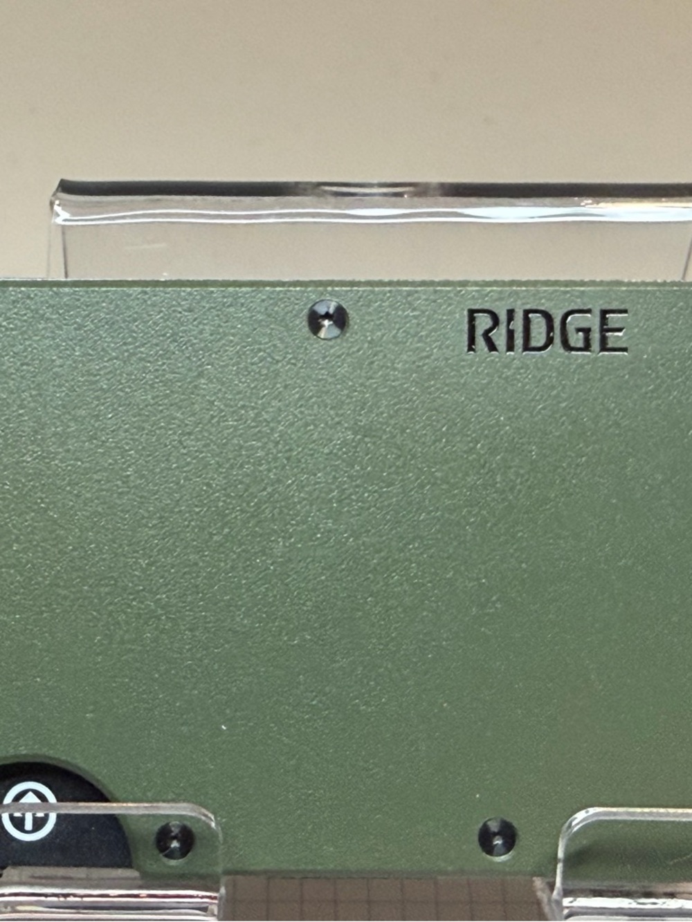 2.0 RIDGE WALLET | MATTE OLIVE (NWOT)